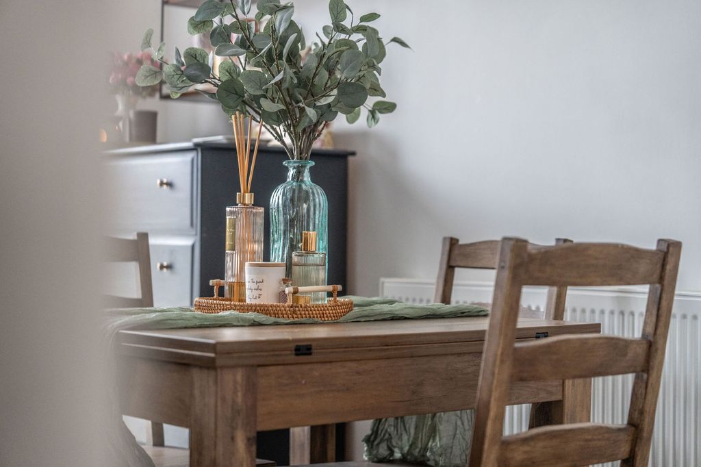 Property photo 3 of 27