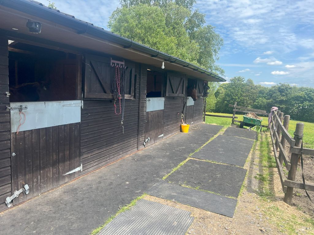 Property photo 3 of 5