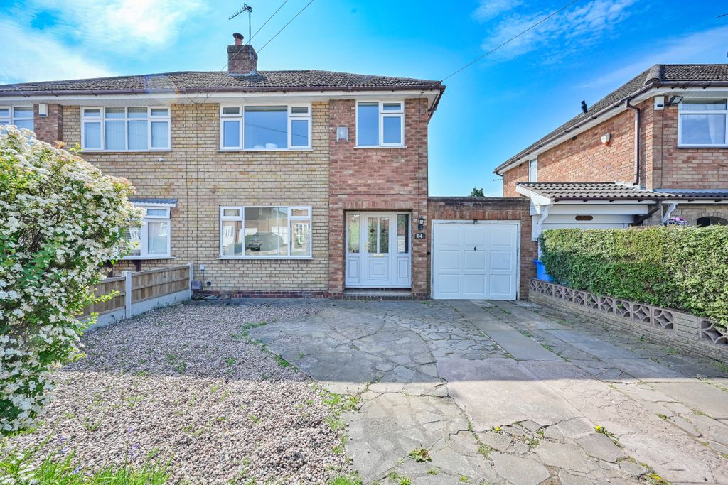 Property photo 1 of 18 Front