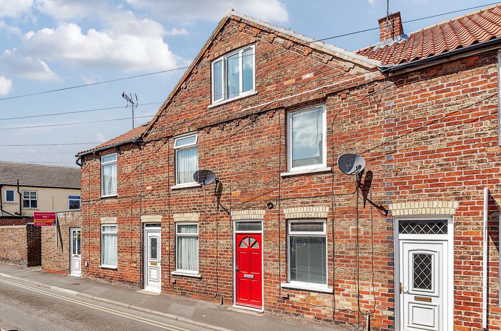 Property photo 1 of 11 1317546-1-68638A6...