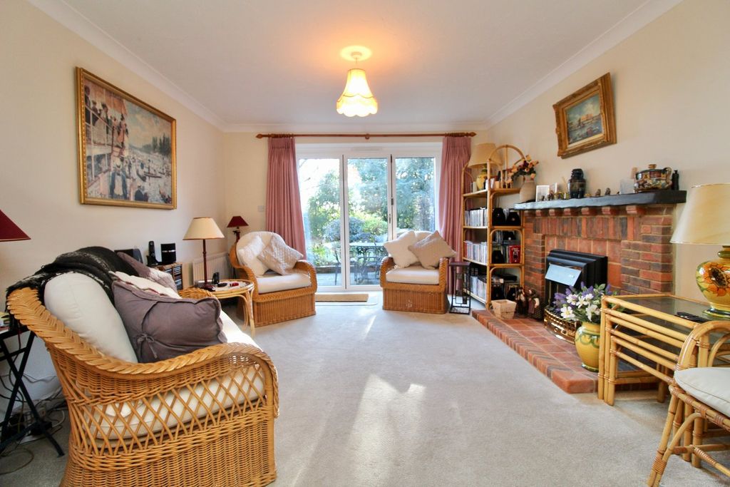 Property photo 3 of 18