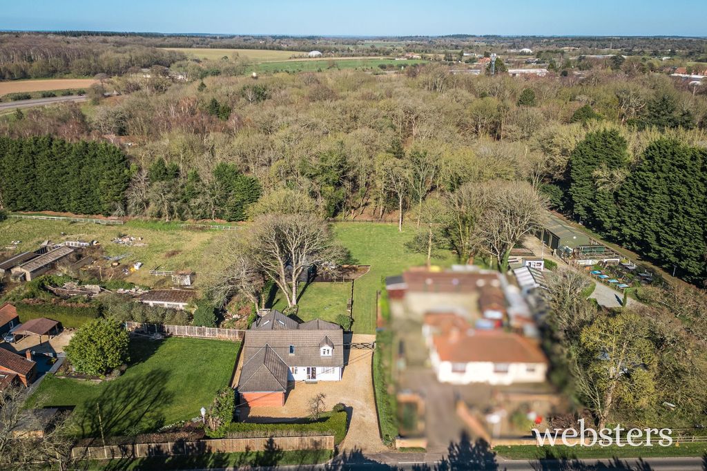 Property photo 2 of 36