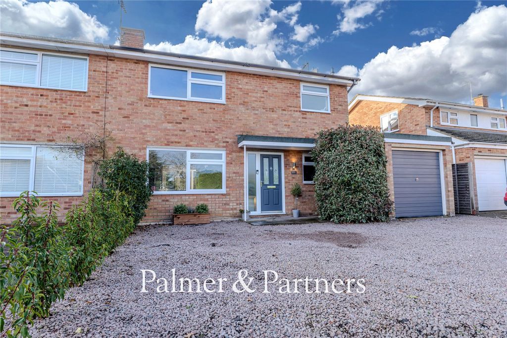 Property photo 1 of 27 Picture No. 15