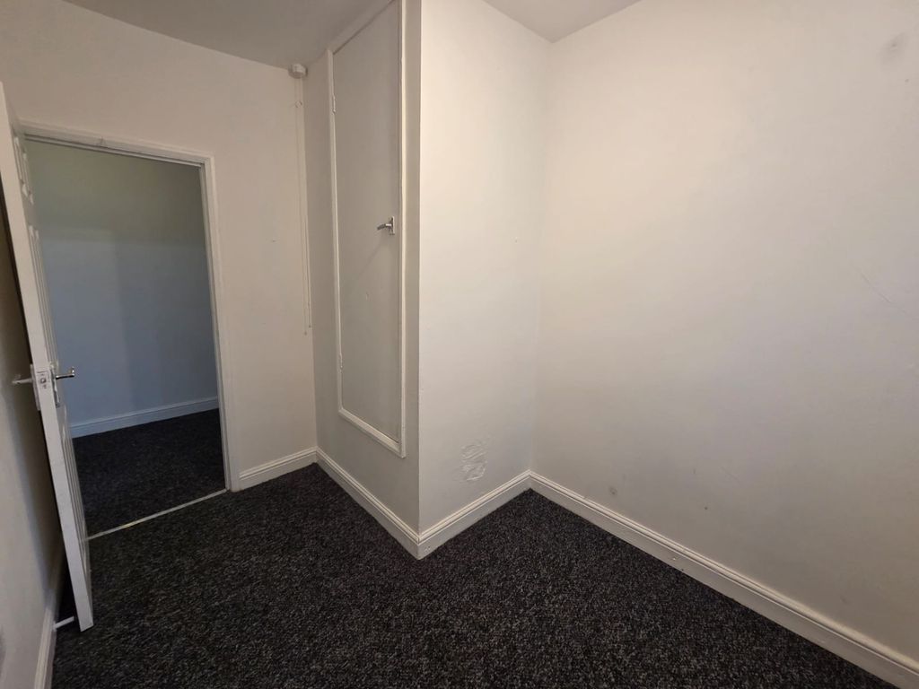 Property photo 2 of 9 Gallery