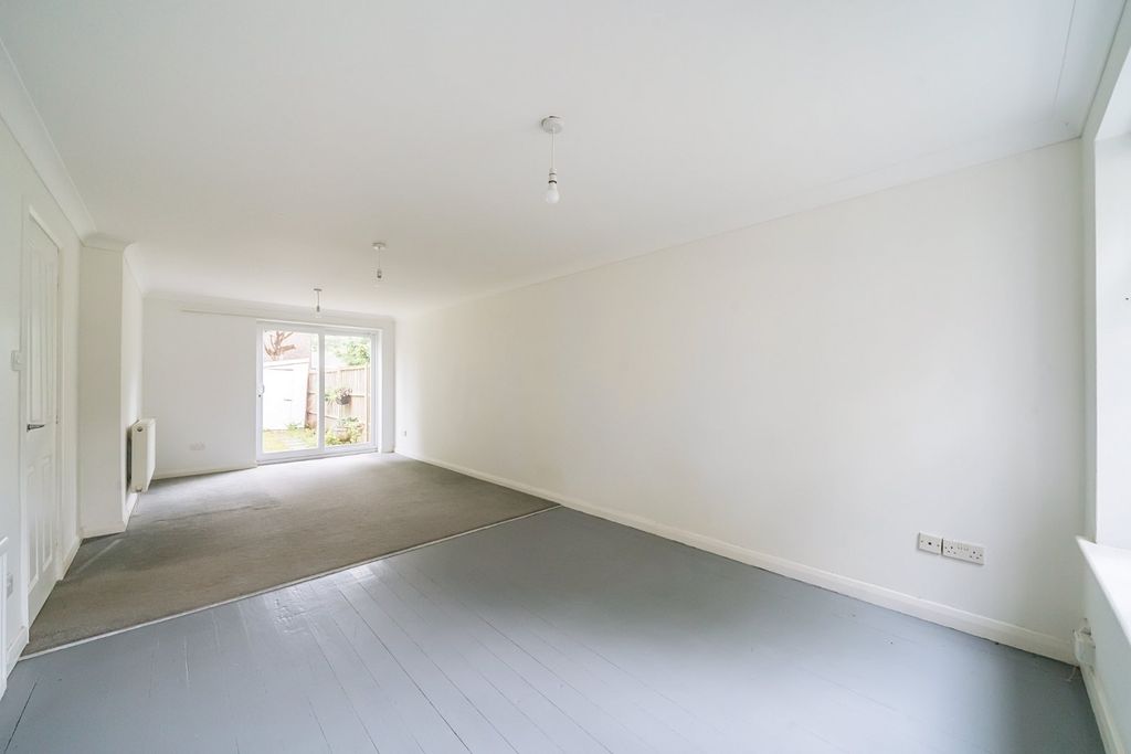 Property photo 3 of 13 Picture No. 57