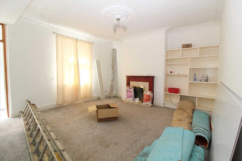 Property photo 2 of 10 Living Room