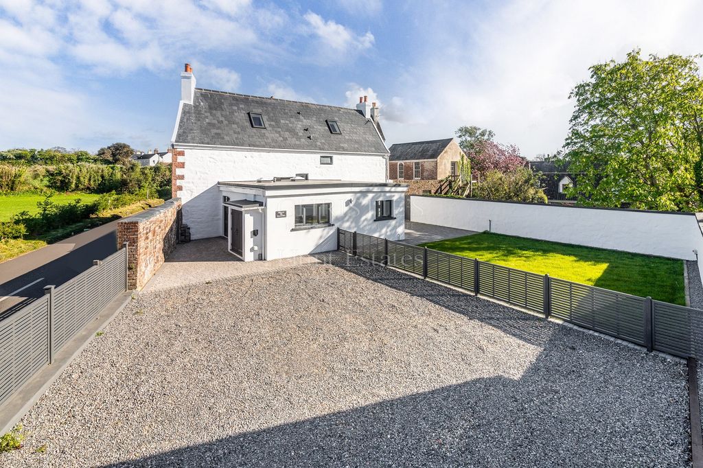 Property photo 2 of 21 Not Specified
