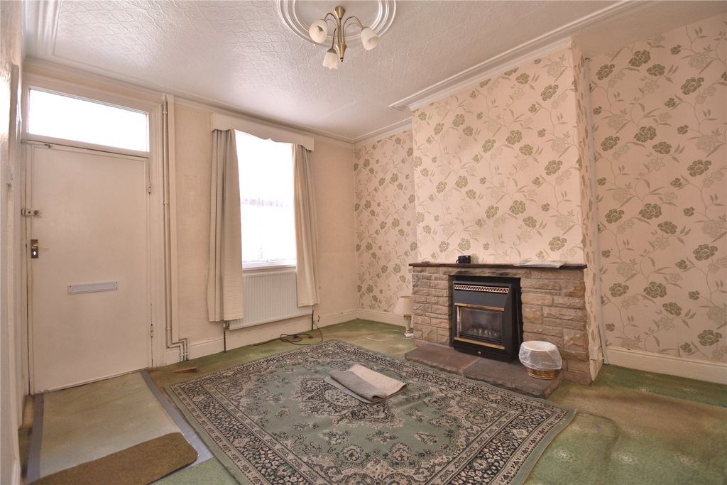 Property photo 2 of 8 Picture No. 06