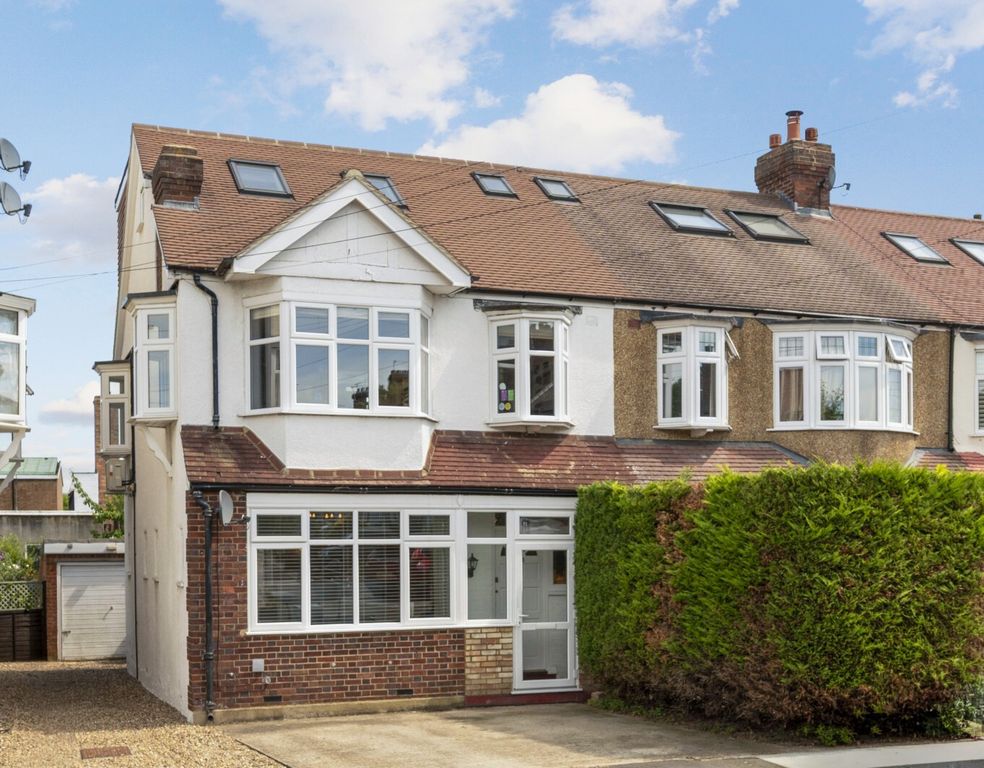 Property photo 1 of 17 Picture No. 23