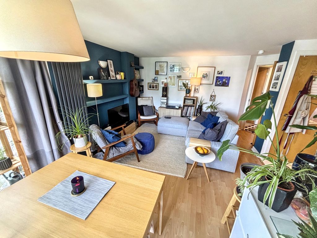 Property photo 3 of 12 Img_2496