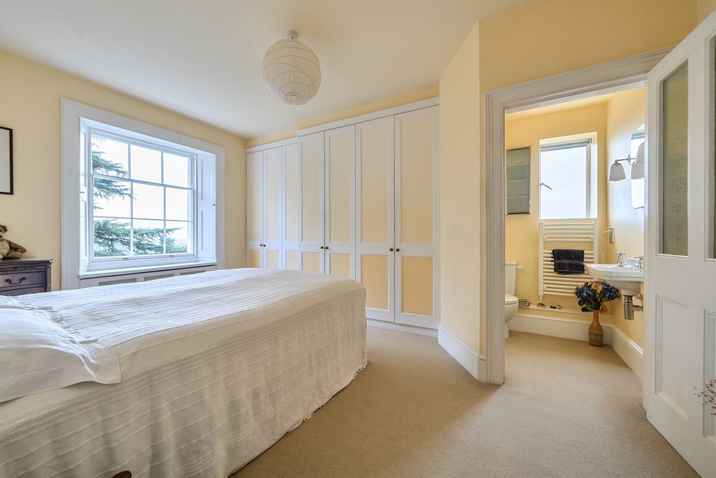 Additional image 8 of 3 bed flat for saleForty Hill, Enfield EN2