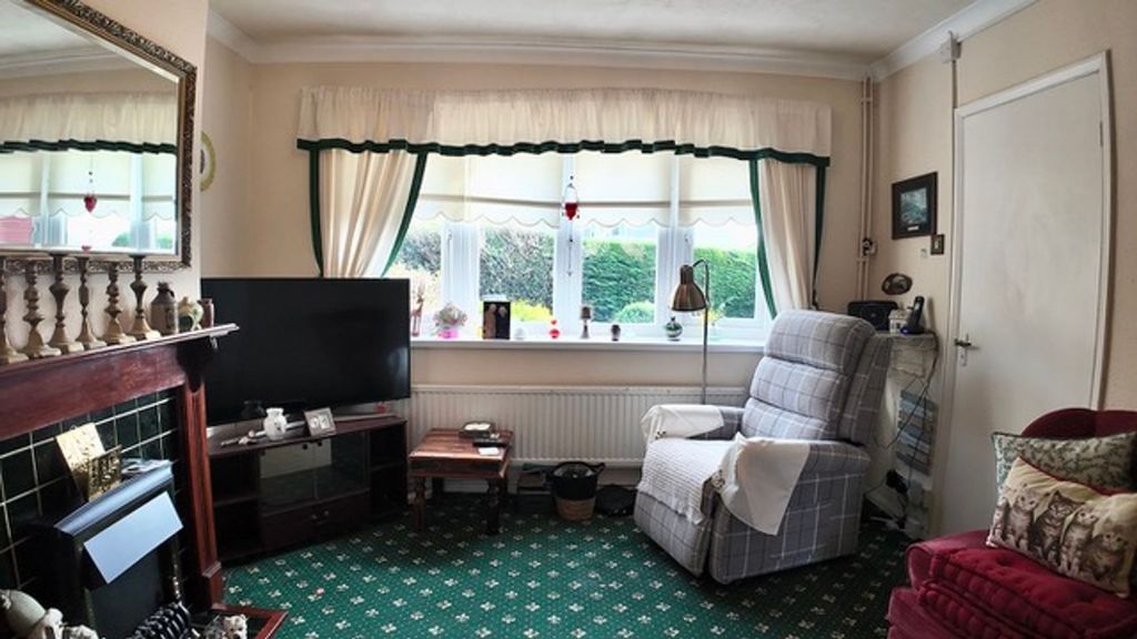 Property photo 2 of 20