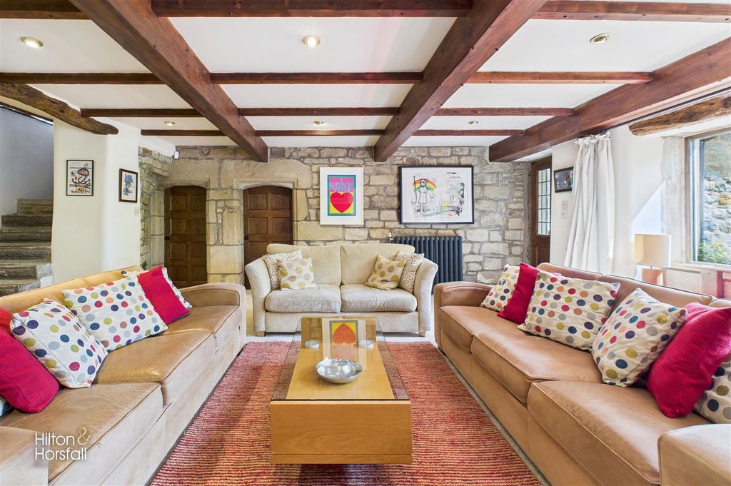 Property photo 3 of 31 Lower House Farm