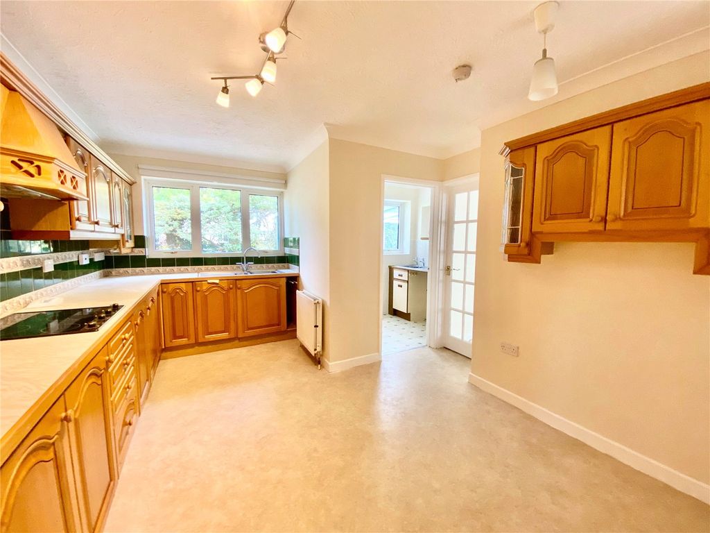 Property photo 3 of 14 Picture No. 13