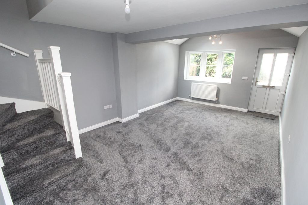 Property photo 3 of 23