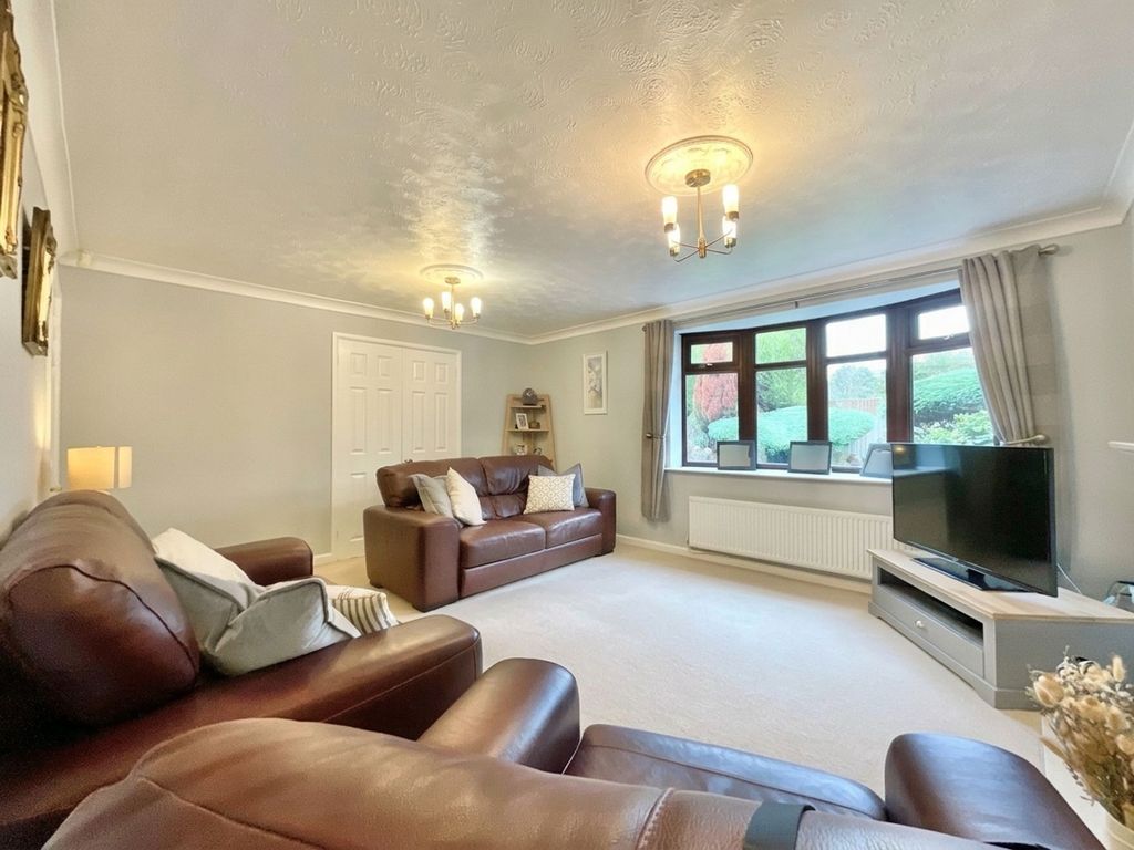 Property photo 2 of 22