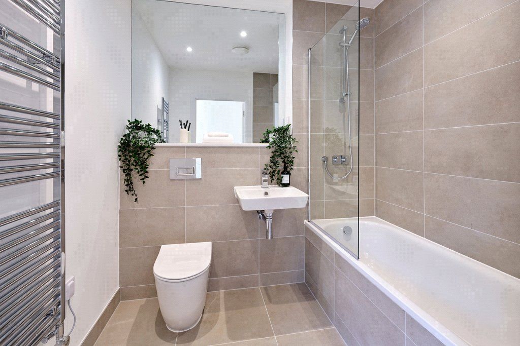 Property photo 3 of 6 Show Home