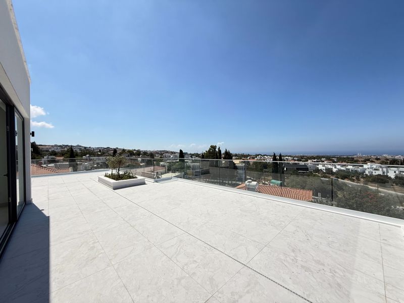 Property photo 3 of 20 Rooftop Terrace