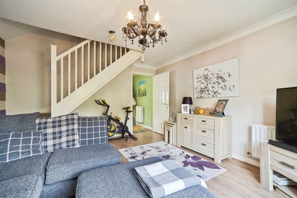 Property photo 2 of 17