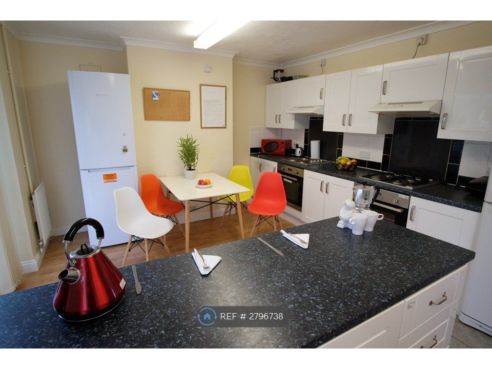 Property photo 1 of 12 Lovely Large Kitchen Diner
