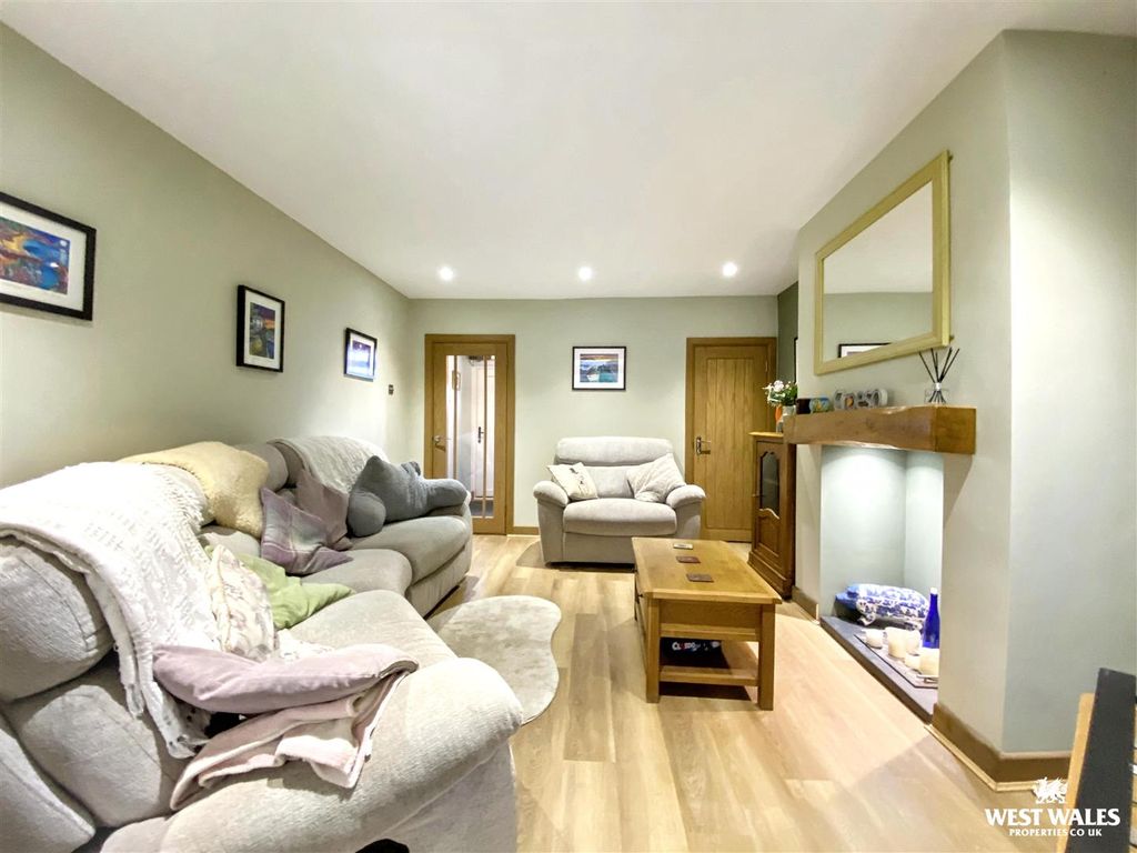 Property photo 3 of 24 Img_8096.Jpg