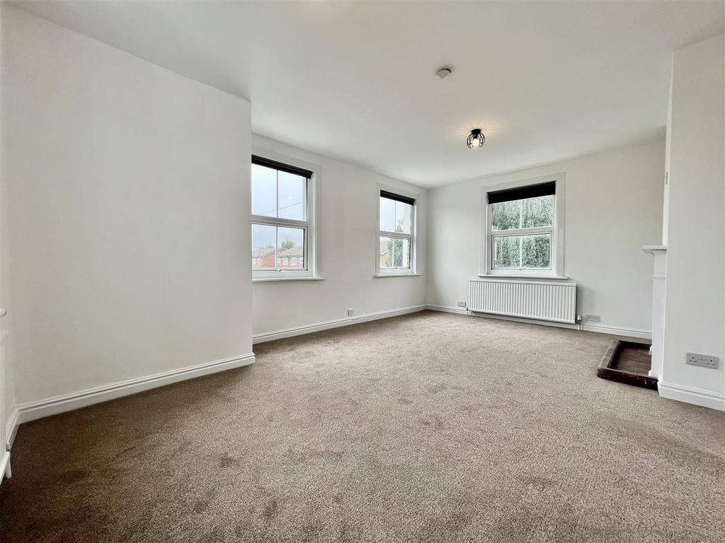 Property photo 3 of 12 Living Room