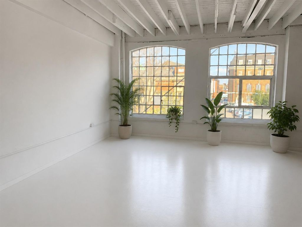 Property photo 1 of 7 1B_Darnleyrd_Unit16 (1).Jpeg