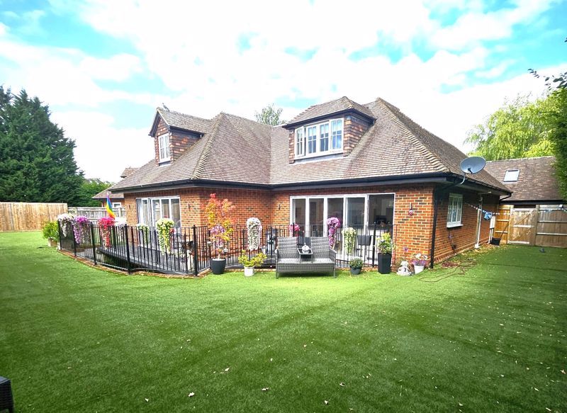 Property photo 3 of 17 Photo 22