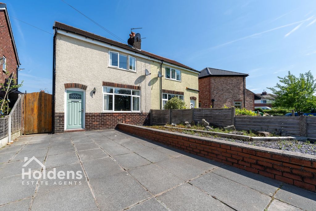 Property photo 1 of 16