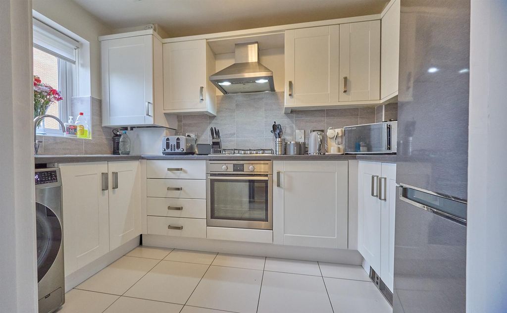 Property photo 2 of 11 Fitted Kitchen To Front