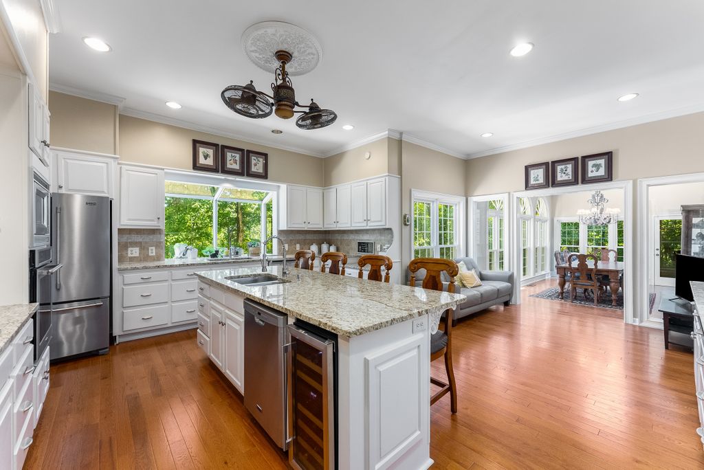 Property photo 3 of 26