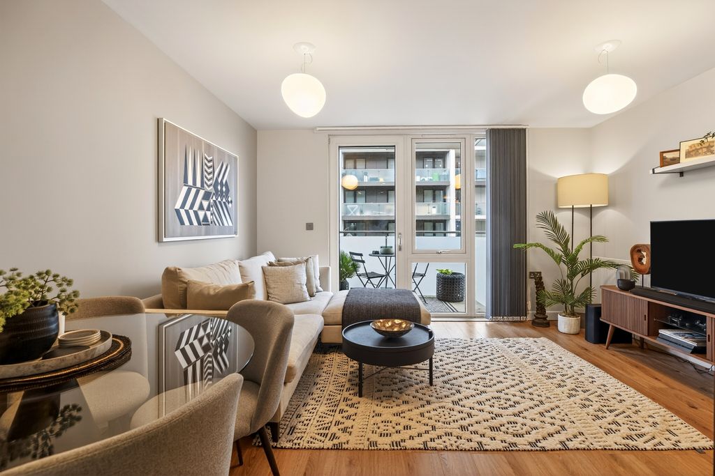 Property photo 2 of 16