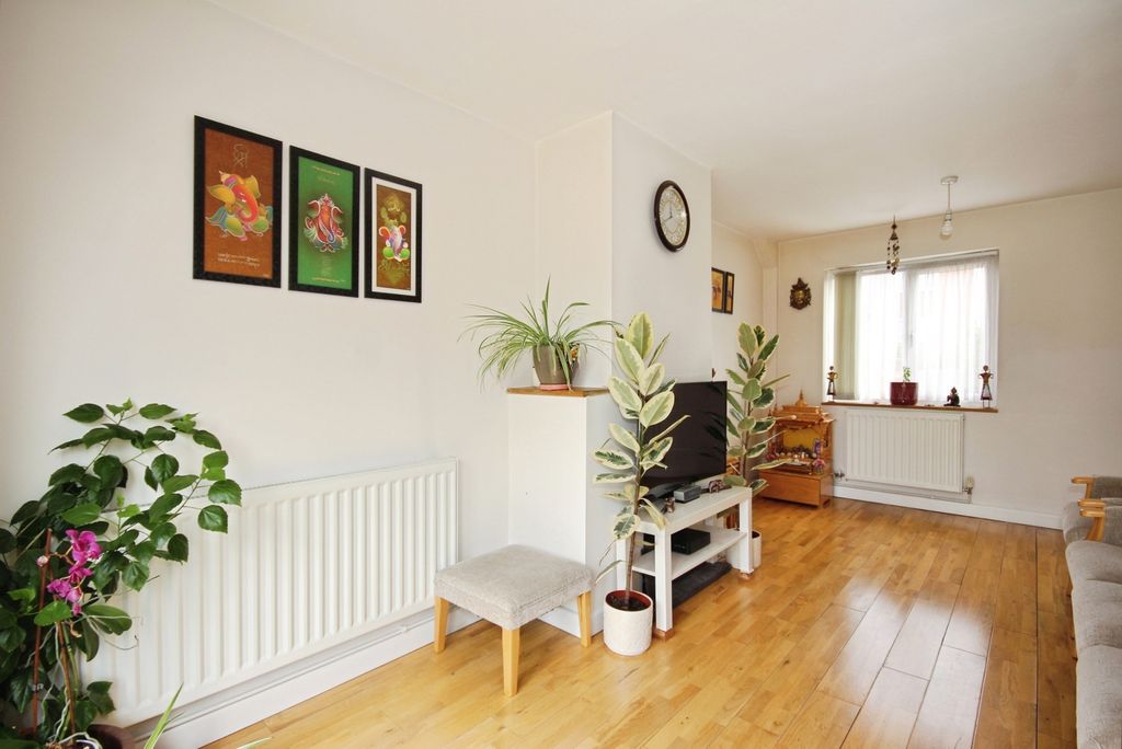 Property photo 3 of 14 Pbox-Img.Jpg