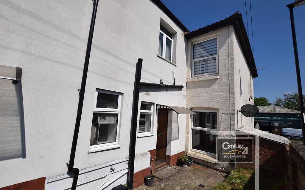 Property photo 1 of 5