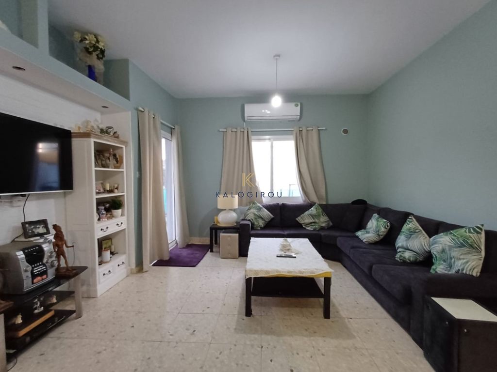 Property photo 3 of 22