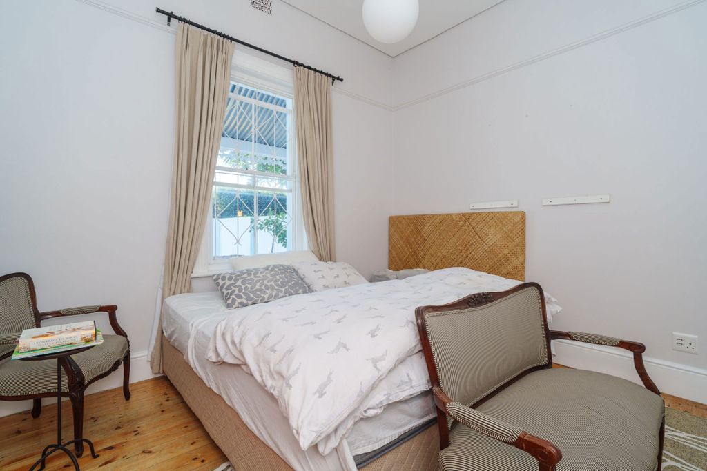Property photo 2 of 27 Kw1738670
