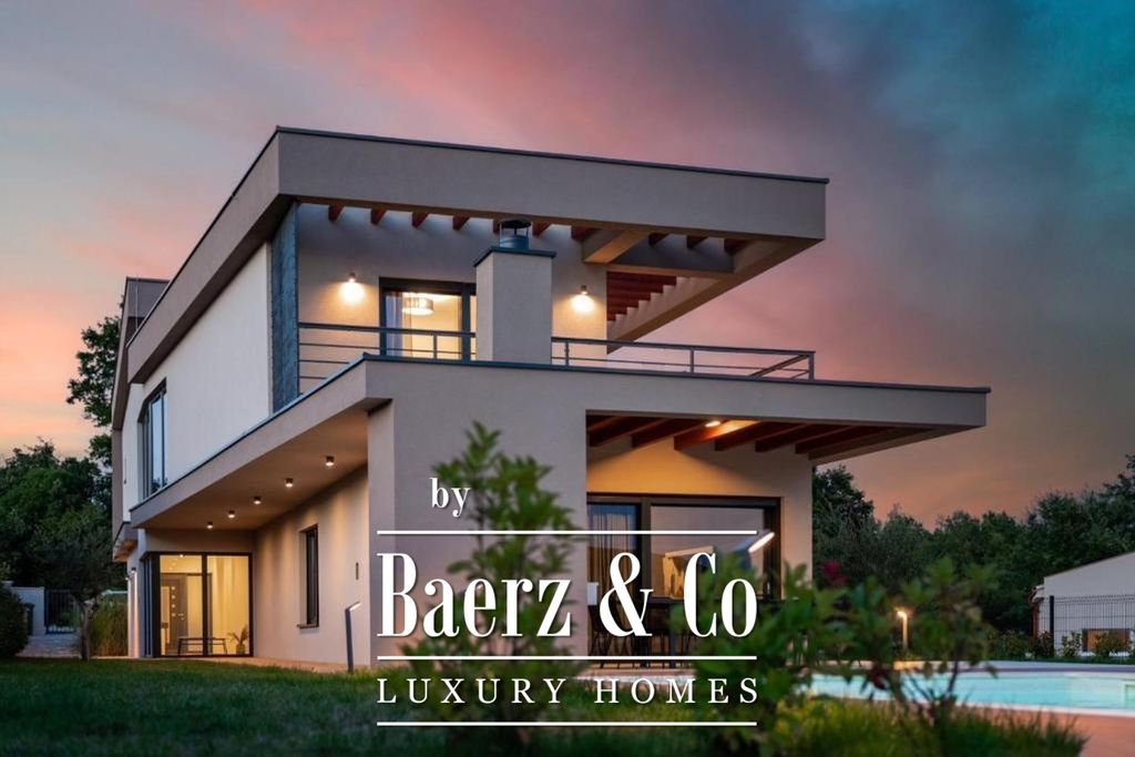 Property photo 3 of 33