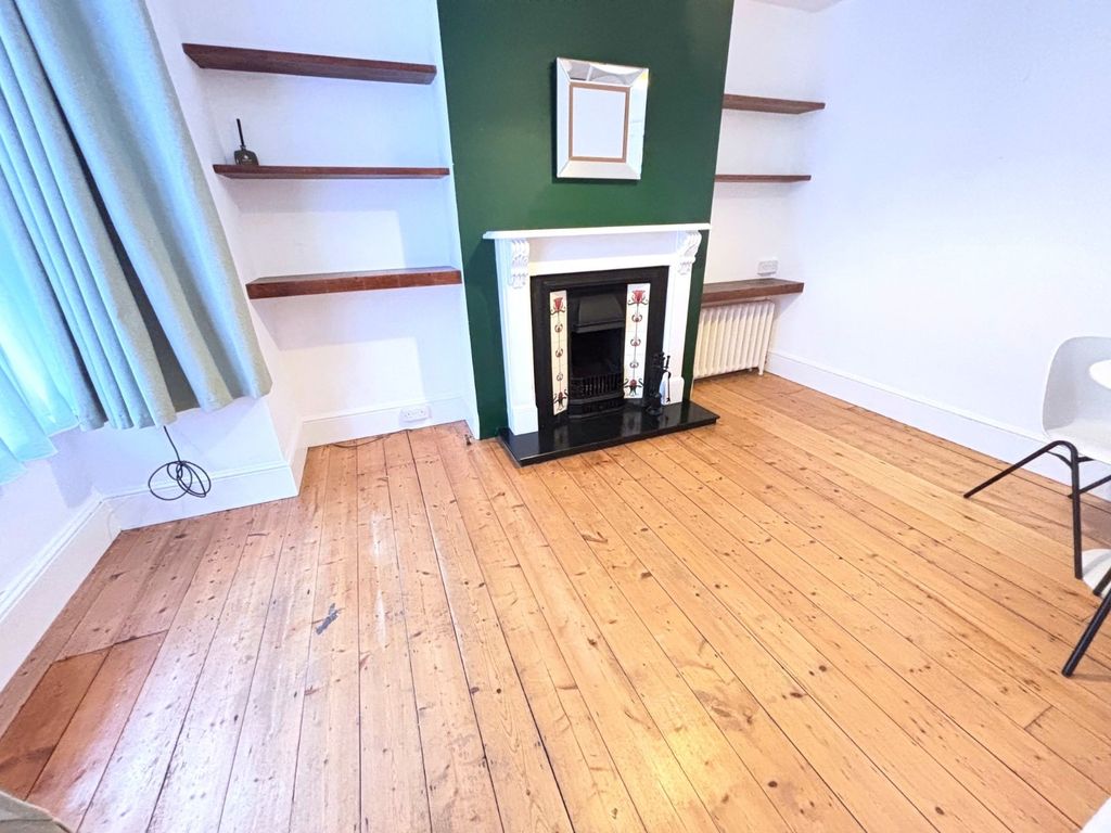 Property photo 2 of 9 Picture 2