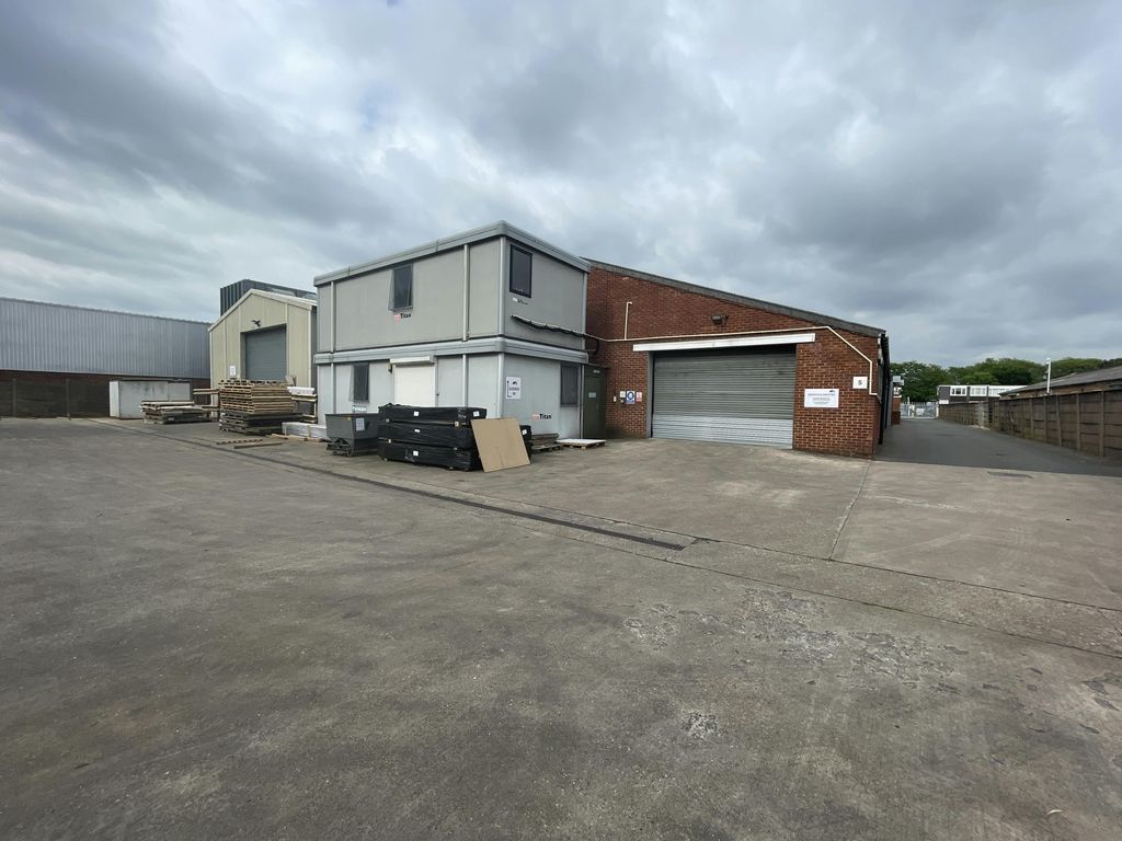 Property photo 3 of 7 228445  Photo 5.Jpg