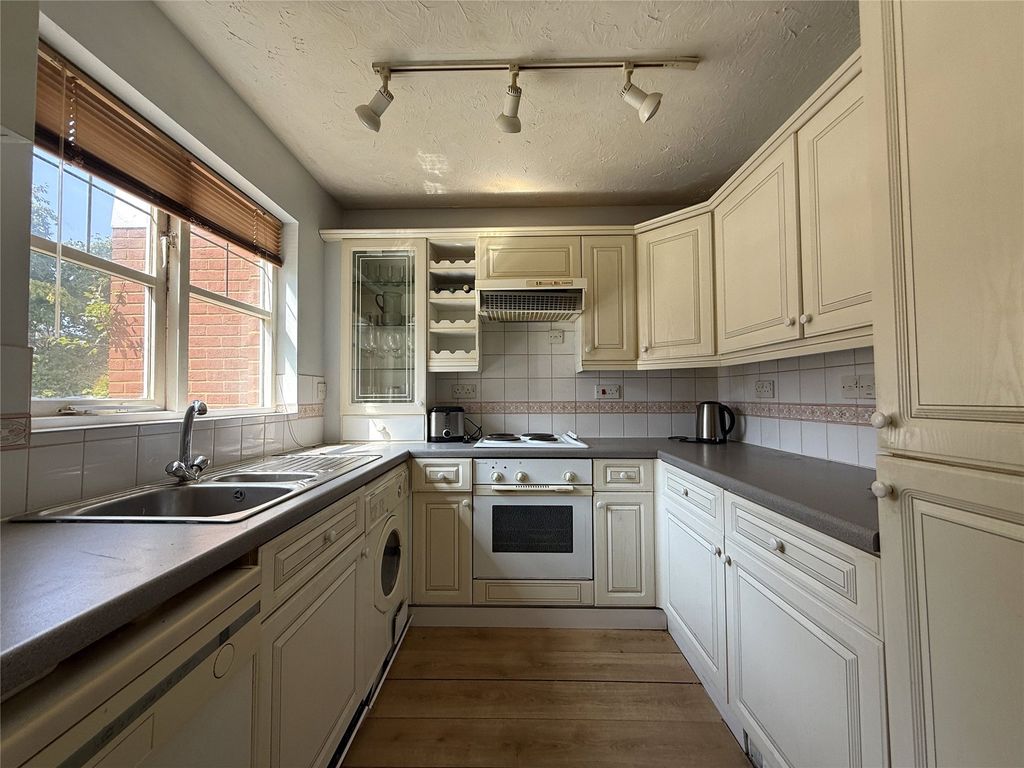 Property photo 3 of 7 Picture No. 04