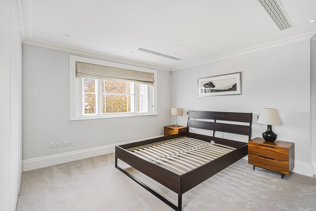 Property photo 3 of 18 Flat 3 203 Kings ...