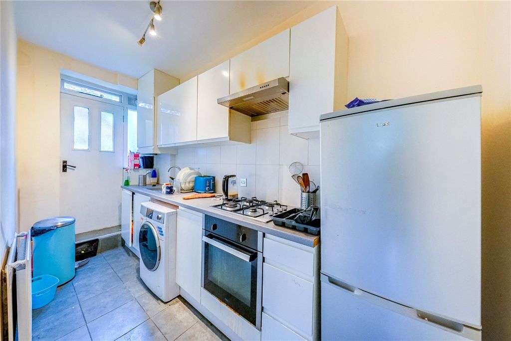 Property photo 3 of 14 Picture No. 37