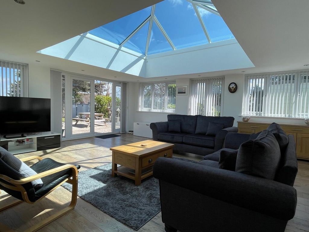 Property photo 2 of 57