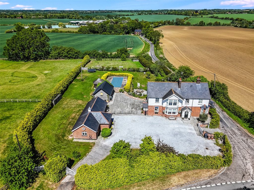 Property photo 1 of 23 Front Aerial View
