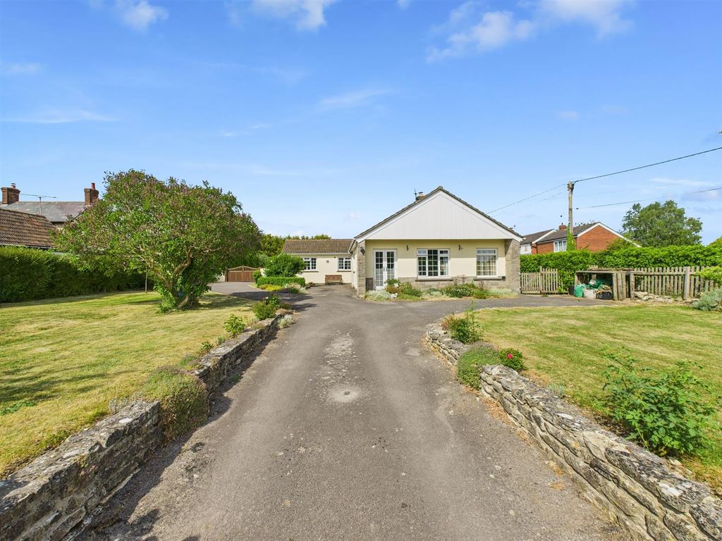 Property photo 1 of 27
