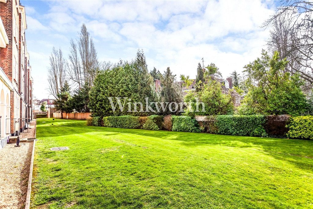 Property photo 3 of 4 Picture No. 10