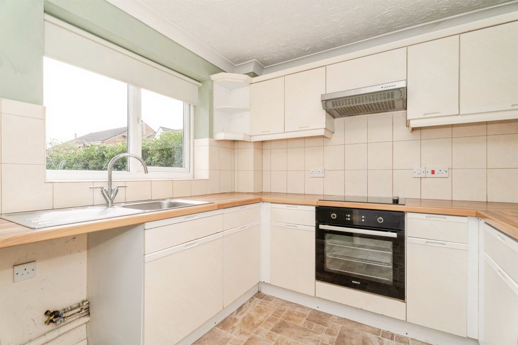 Property photo 3 of 13