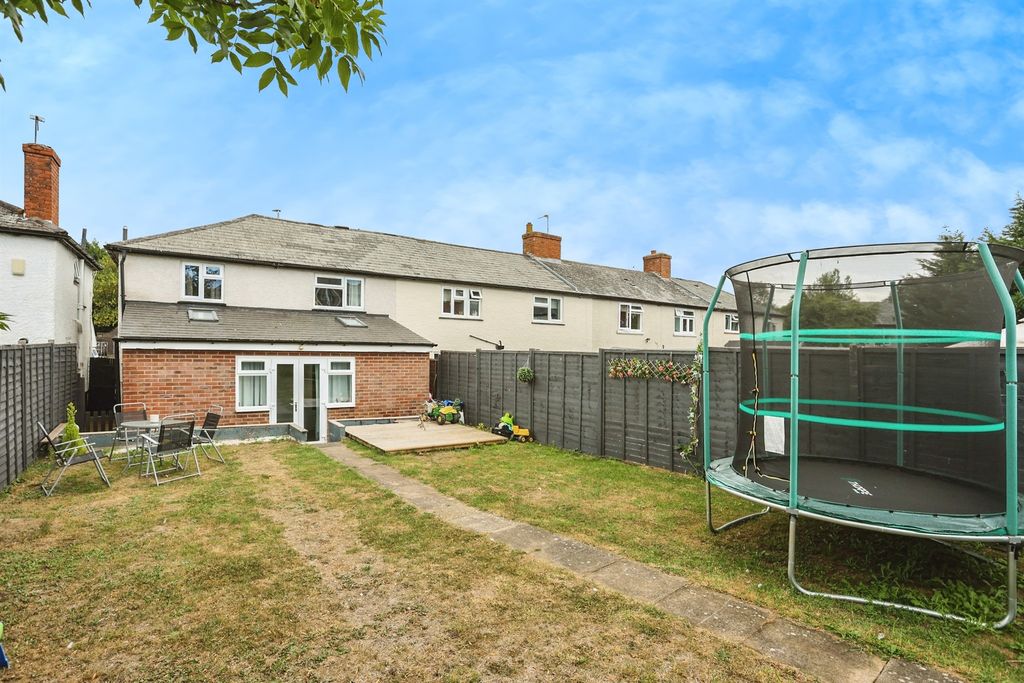 Property photo 2 of 17