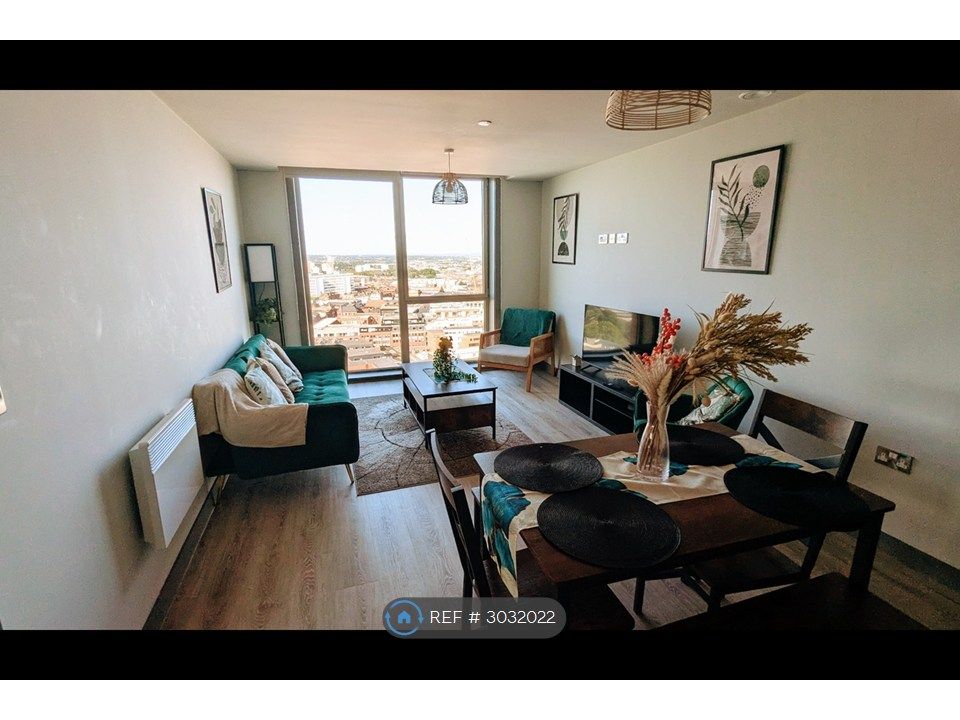 Property photo 1 of 18 Open-Plan Living Room And Dining Area