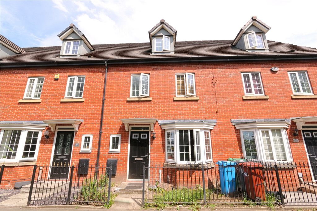 Property photo 1 of 14 External